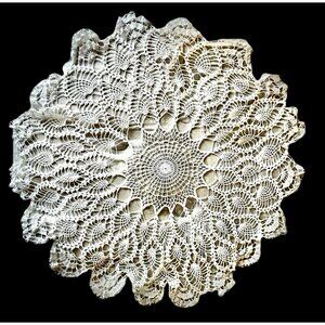 Hand-Crocheted 30" Pineapple Pattern Cotton Tablecloth Topper Large GUC